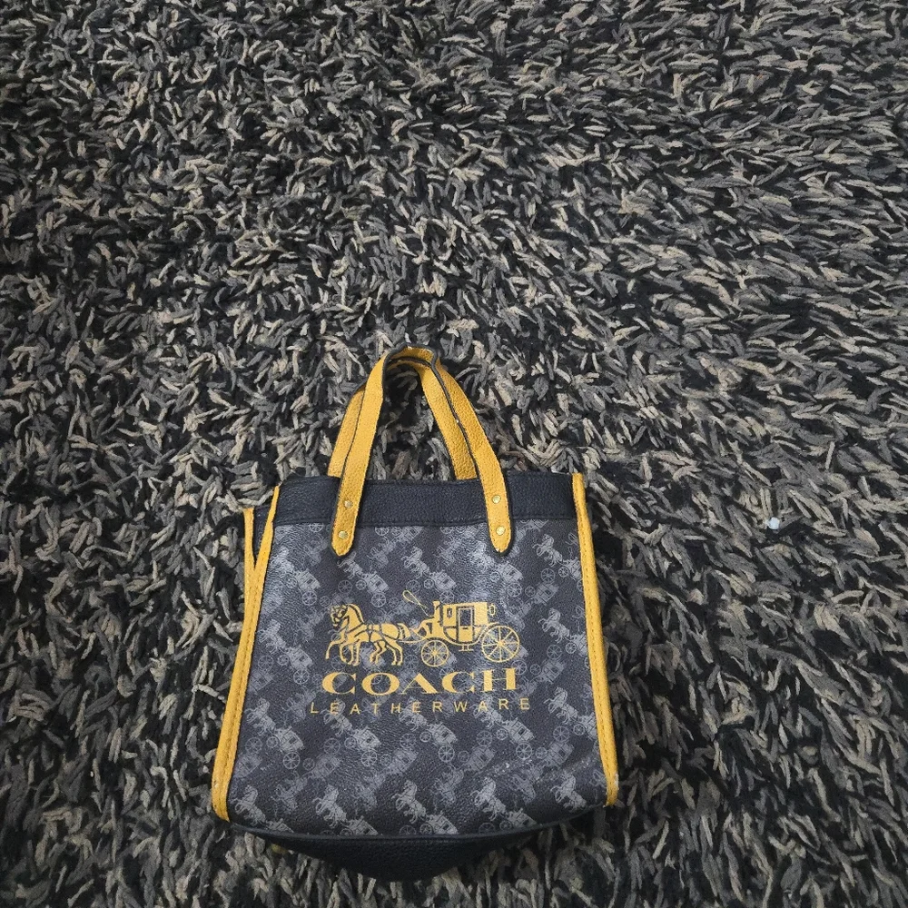 COACH Horse & Carriage Tote Bag Black/Yellow Leather Trim A1773-21586